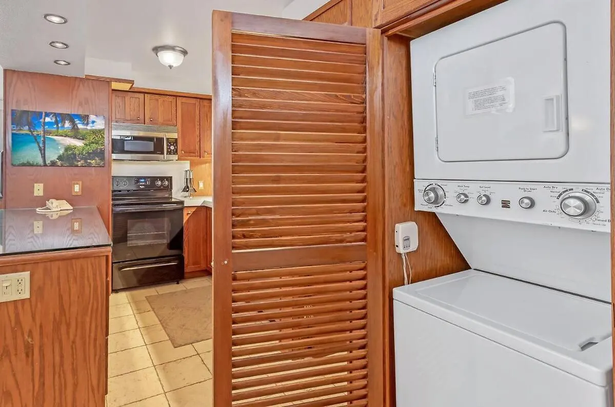 Aparthotel Stunning 1 Bedroom With Ocean And Island Views ~ Sleeps 4 ~ Royal Kahana 514