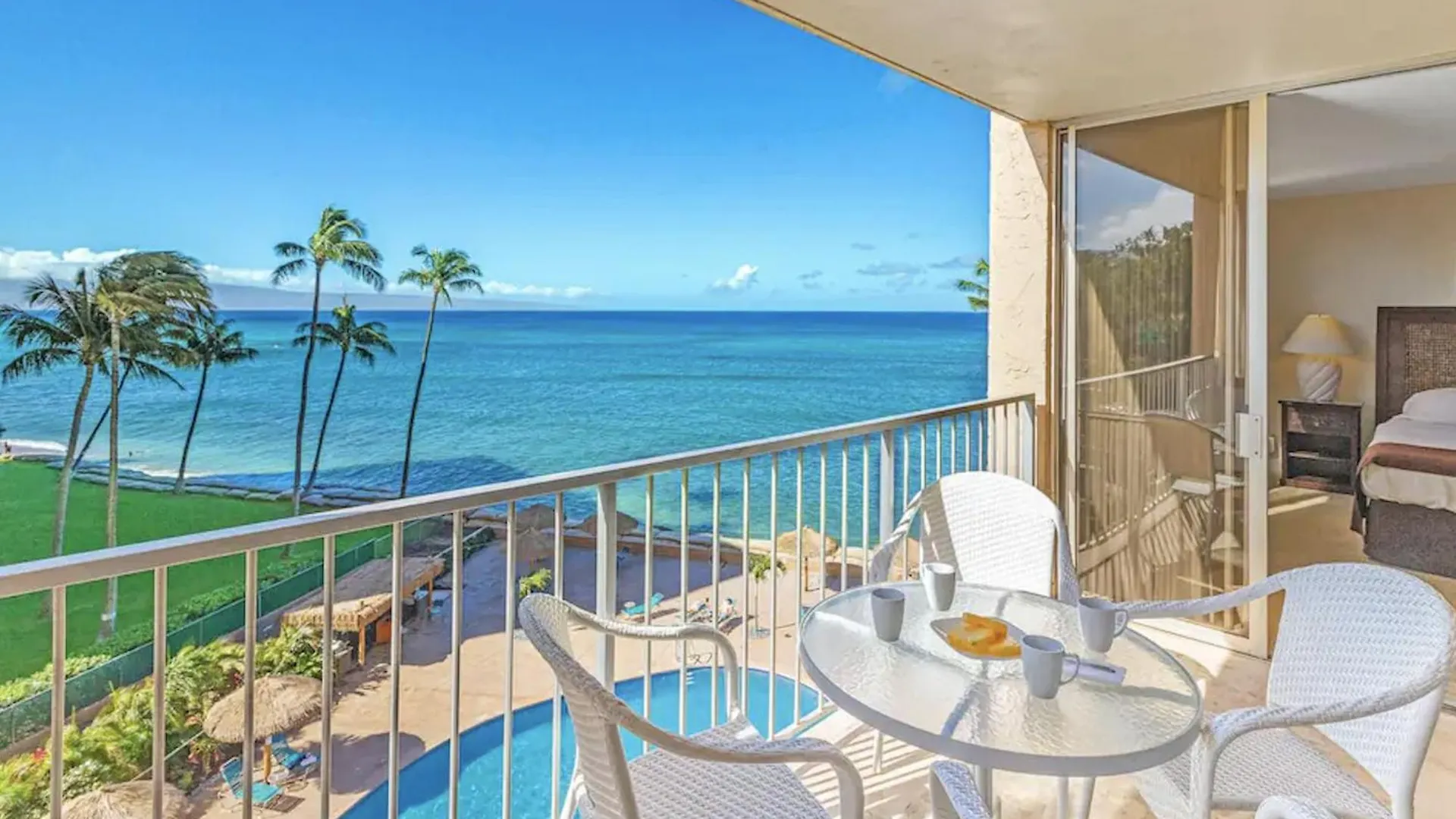 Stunning 1 Bedroom With Ocean And Island Views ~ Sleeps 4 ~ Royal Kahana 514